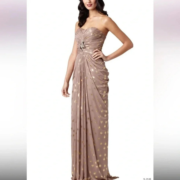 - ADRIANNA PAPELL BLUSH FOILED METALLIC DOT DRAPED STRAPLESS GOWN SZ 6 - Picture 1 of 16
